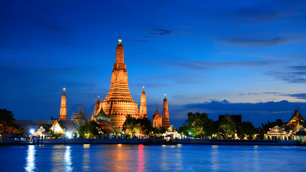 Wat Arun Temple Bangkok in Thailand